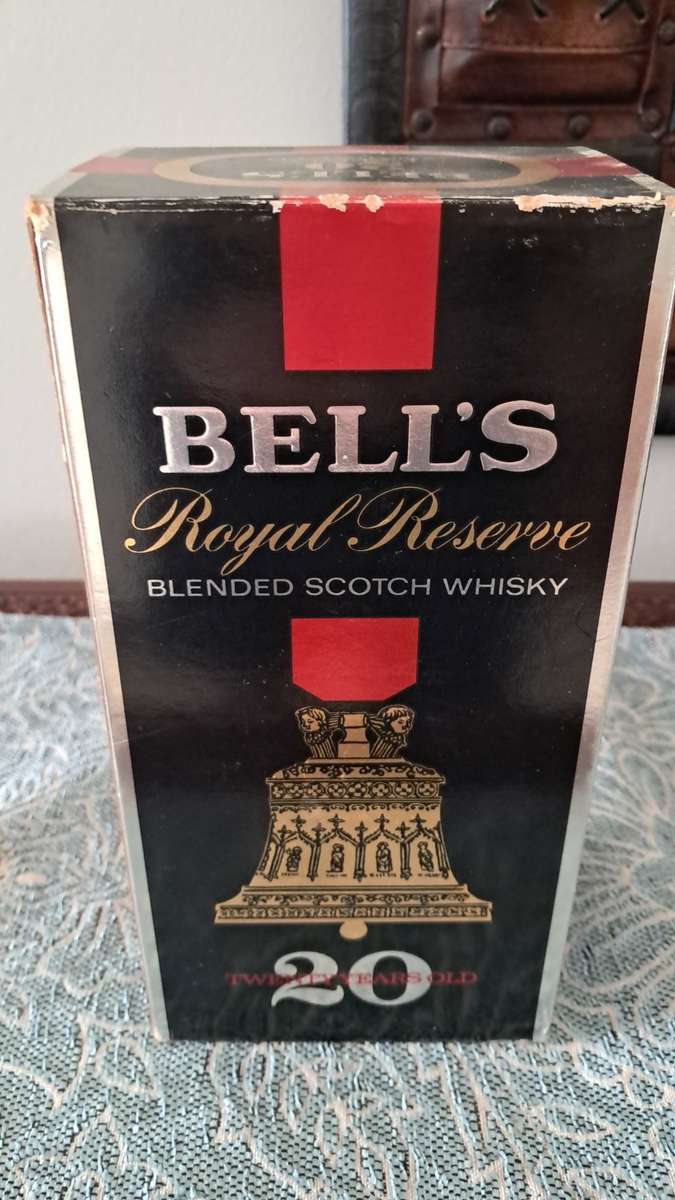 Bells Royal Reserve 20 Years Old  1970