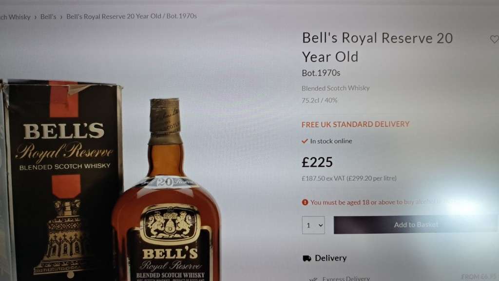 Bells Royal Reserve 20 Years Old  1970
