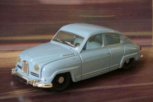 SAAB 96 1:43 Corgi Classics