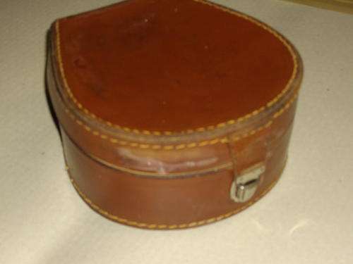 LOVELY LEATHER VANITY CASE ????