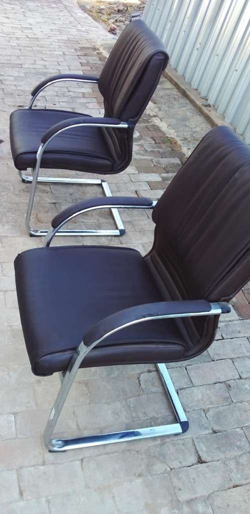 Office Chairs (READ DESCRIPTION)