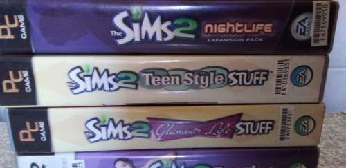 The Sims 2 and 3 (16 disks or sets)