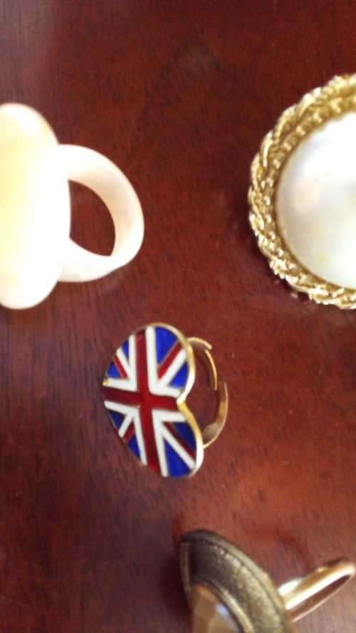 Job Lot of 7 Vintage COSTUME JEWELRY Rings