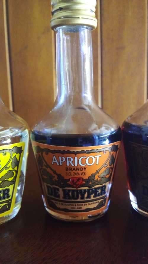 Set of 5 De Kuyper Mini Glass Liquers