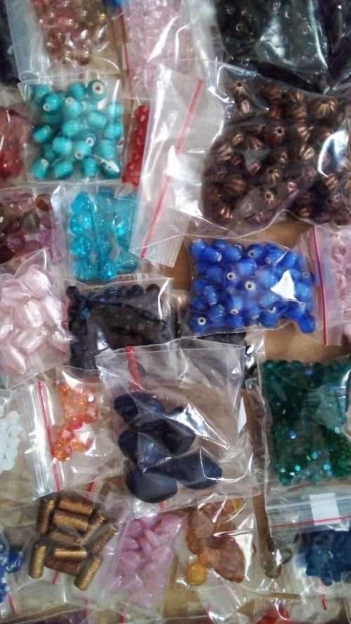 WOW! over 8000+ (+-10kg) Quality Beads worth over R15 000 (Read description)