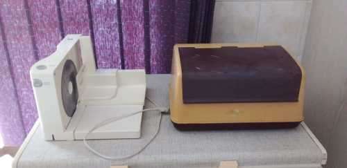 Tedelex Electric Bread Slicer and Free Bread Bin (READ DESCRIPTION)
