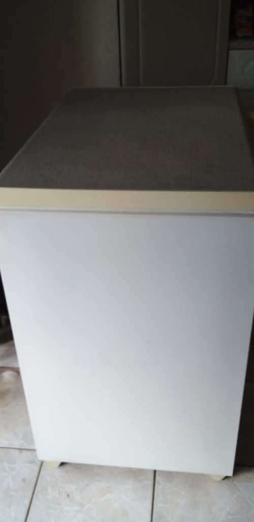 220 Liter Fridge Master Chest Fridge Freezer (READ DESCRIPTION)