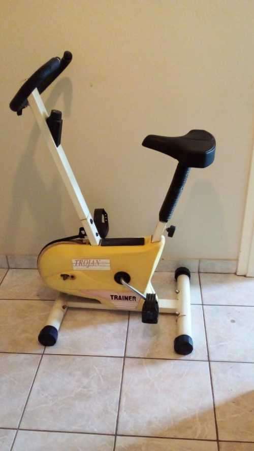Vintage Working Trojan Spinning Bike (READ DESCRIPTION)