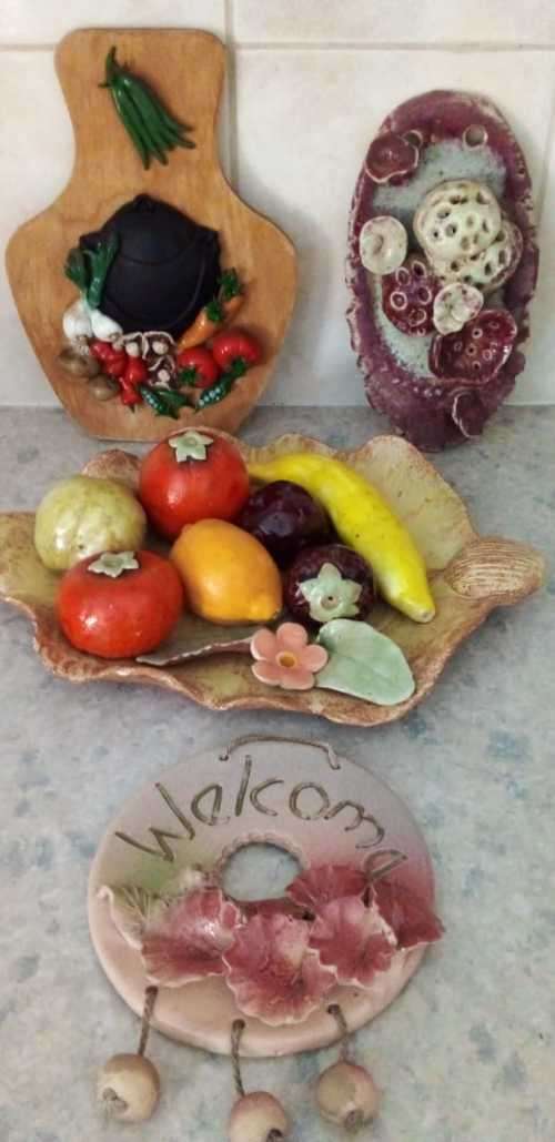 A Collection of 4 Pottery Wall Hangings and Ornaments (READ DESCRIPTION)