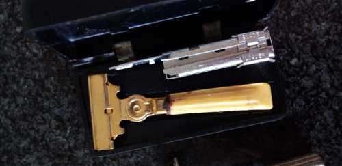 A Collection of 7 Vintage Razors