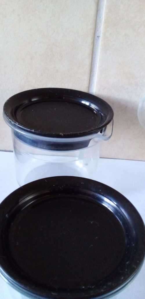 A Vintage Tupper Coffee and Tea Set