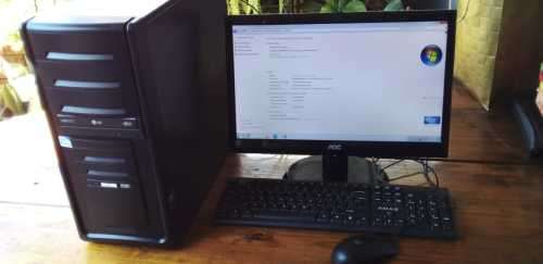 Working LG Intel Pentium CPU G630 2.70GHz Desktop and Monitor, Keyboard and Mouse (READ DESCRIPTION)