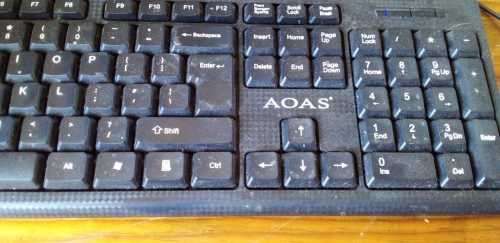 Working LG Intel Pentium CPU G630 2.70GHz Desktop and Monitor, Keyboard and Mouse (READ DESCRIPTION)