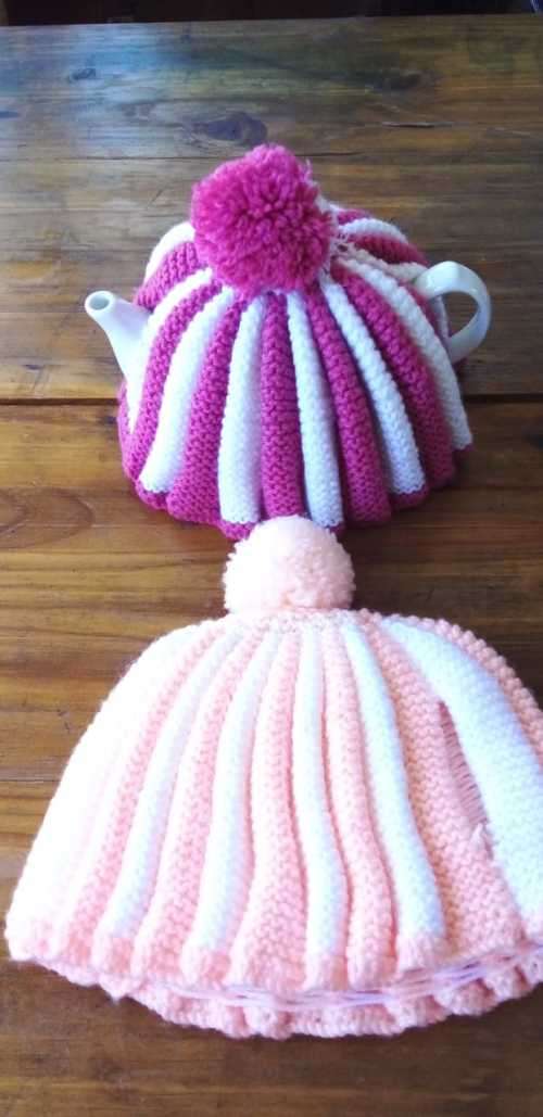 Two Stunning Vintage Knitted Tea Pot Cosy`s