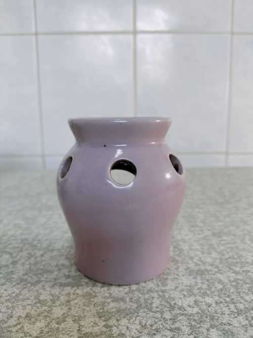 Essential Oil Burner Purple. (1 of 3)