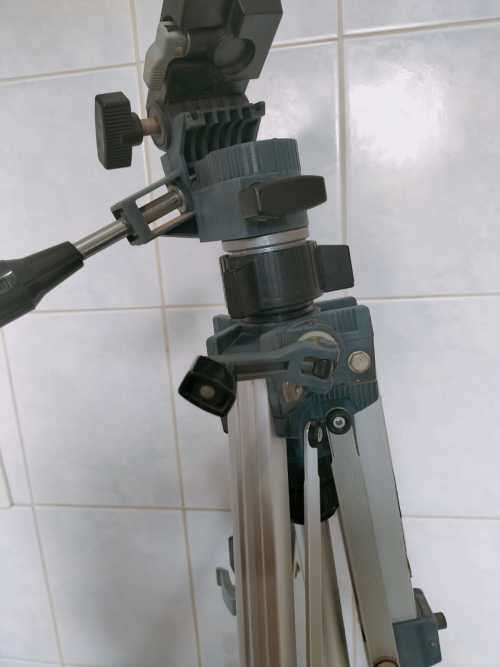 Lazer Inspector 03 Telescope and SLIK 88 M Tripod