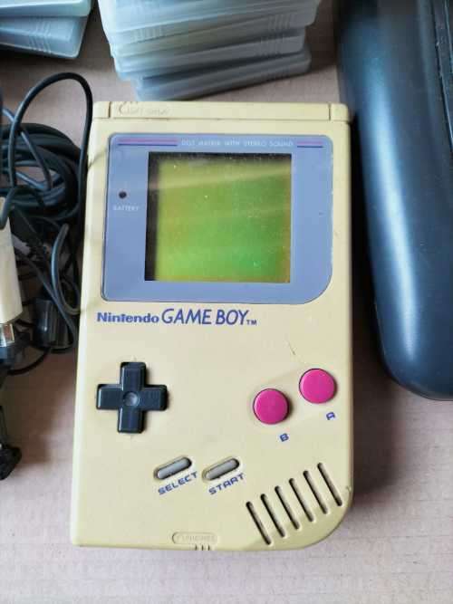 Collection of Nintendo Game Boy, Sega Game Gear, Light Boy and Games (READ DESCRIPTION)
