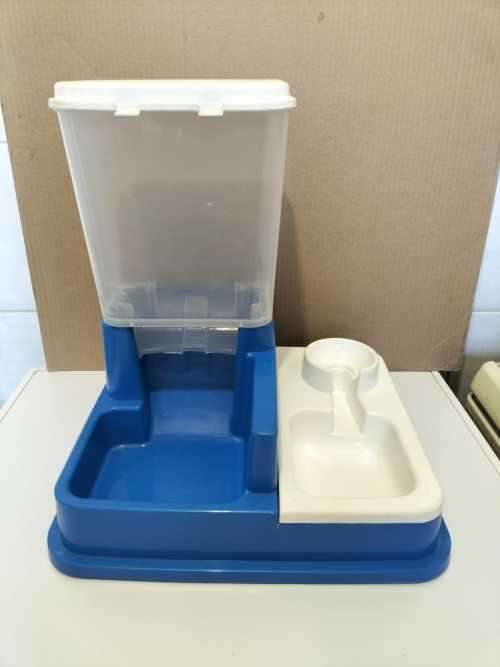 Automatic Pet Food and Water Feeder