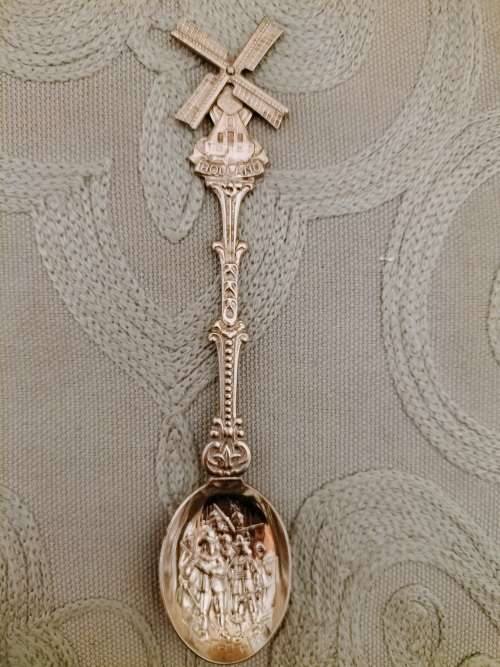Holland Turning Windmill Tea Spoon (10 of 10)