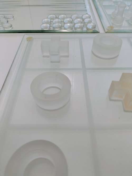 Glass 4 Games Set (2 of 2) (Chess, Tic Tac Toe, Backgammon and Checkers)
