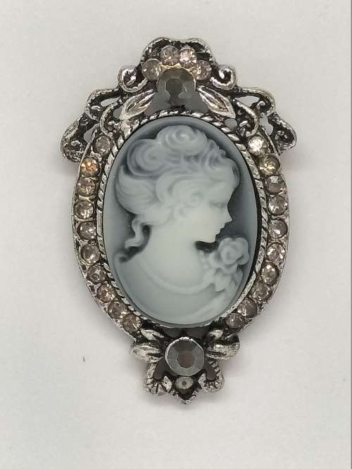 Stunning Vintage Brooch (11 of 37)