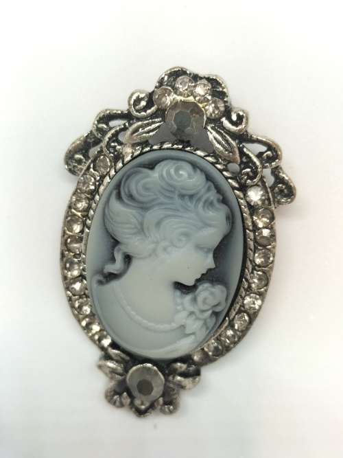 Stunning Vintage Brooch (11 of 37)