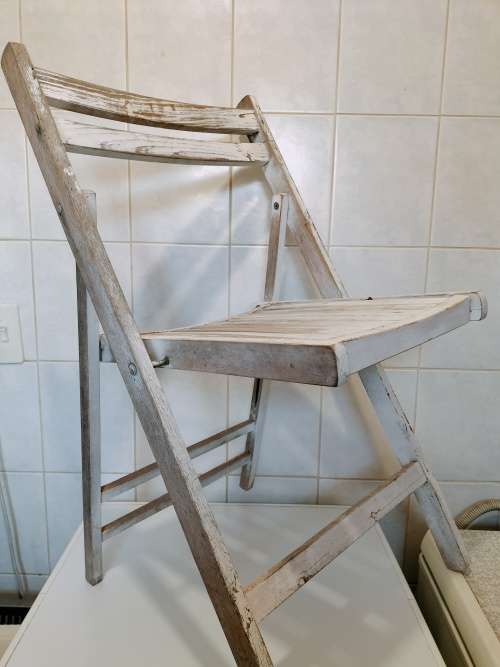 Weathered Look Wooden Fold Up Directors Chair