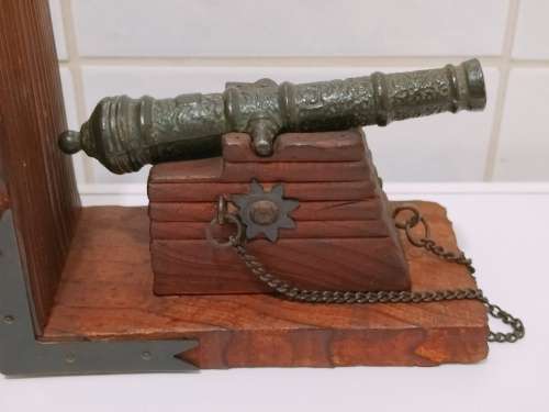 Set of 2 Vintage Cast Iron and Wood Canon Bookends