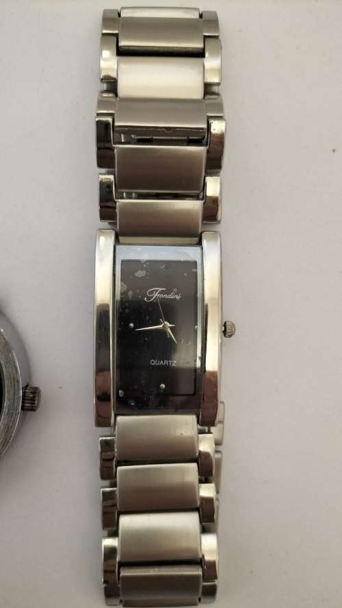 Collection of 4 Men`s Watches (READ DESCRIPTION)