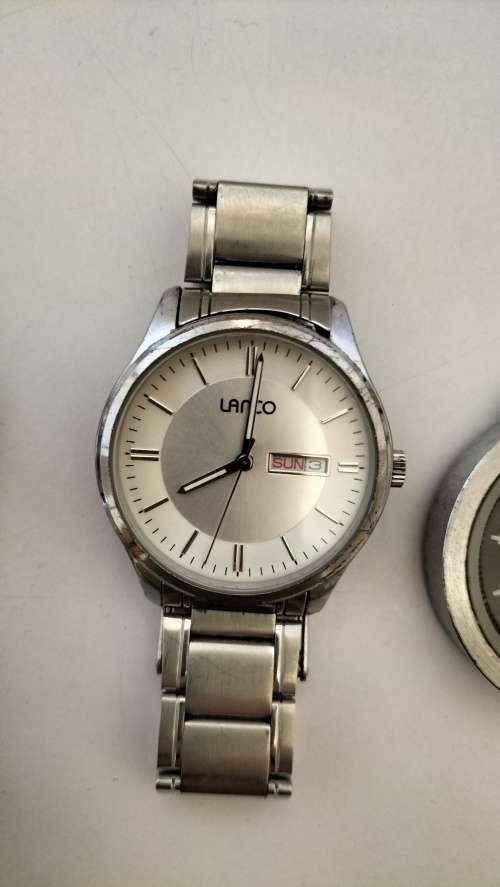 Collection of 4 Men`s Watches (READ DESCRIPTION)