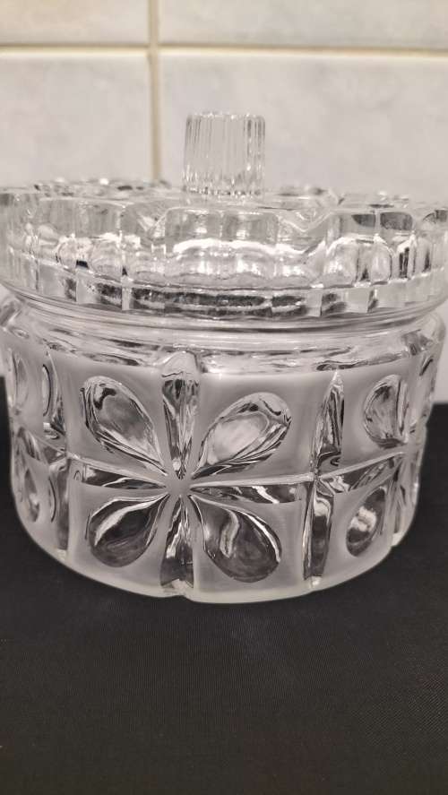 Magnificent Glass with Frosted Finish Trinket Holder