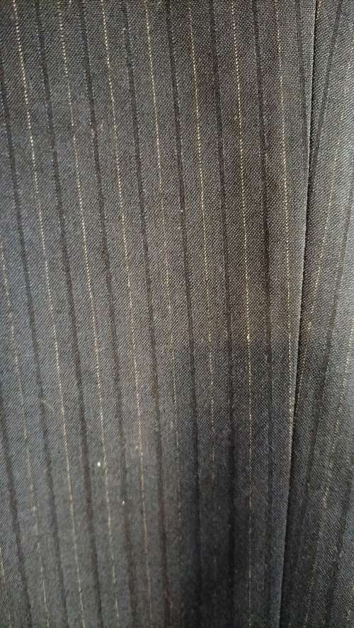 Stunning Embassy Ribband Pure Wool Men`s Suit (Nr 2)