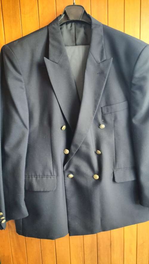 Magnificent Executive Men`s Sports Blazer and Trousers Suit (Nr 3)