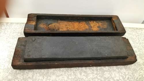 Vintage Whetstone/Sharpening Stone in Wood (oil)