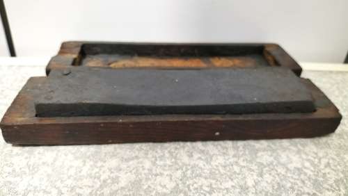 Vintage Whetstone/Sharpening Stone in Wood (oil)