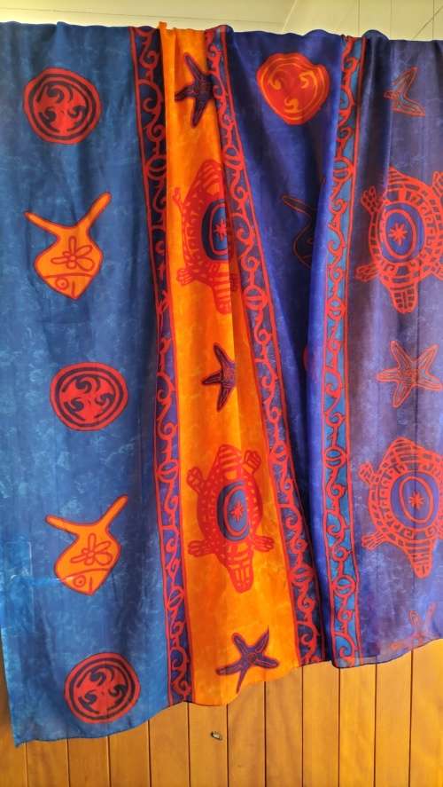 Stunningly Beautiful Half Body Sarong Wrap - 115cm x 175cm ( 2 of 4 )