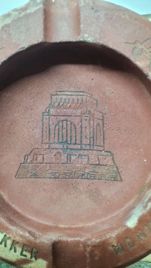 Magnificent Circa 1950 Vintage Voortrekker Monument Ashtray
