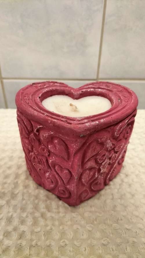 Superb Heart Shaped Candle Holder With Candle