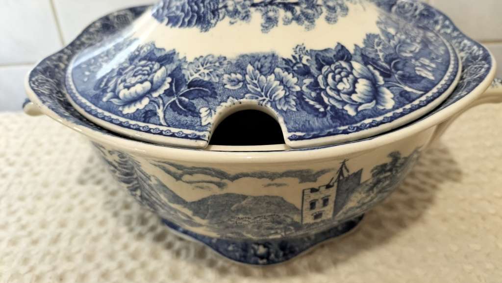 Absolutely Magnificent Rare Arabia Suomi Finlandia Nr3 Soup Tureen With Lid Circa 1950