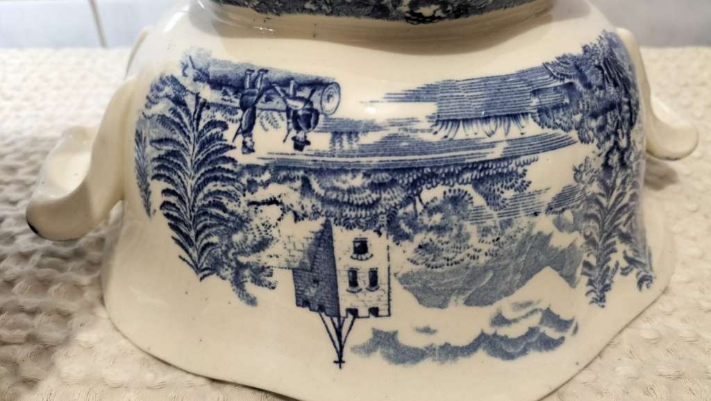 Absolutely Magnificent Rare Arabia Suomi Finlandia Nr3 Soup Tureen With Lid Circa 1950