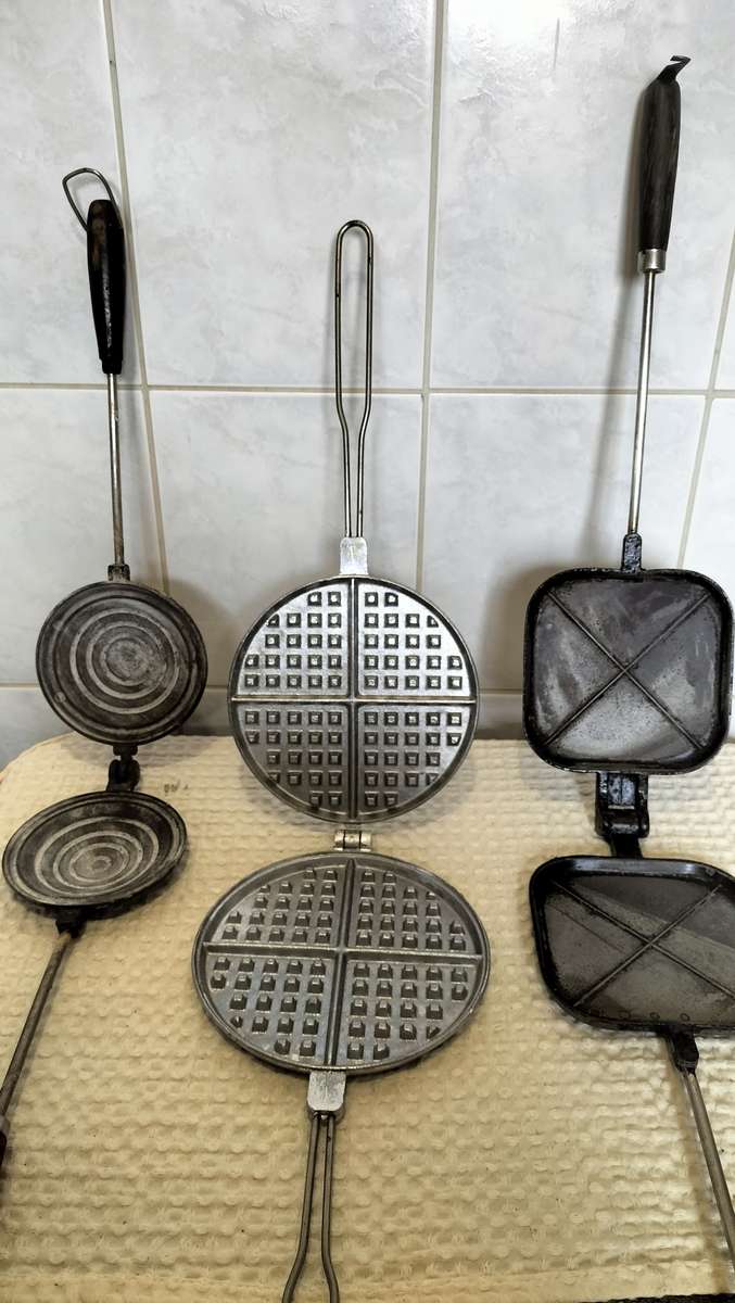 Stunning Vintage Set Of Jaffle, Waffle and Sandwich Makers