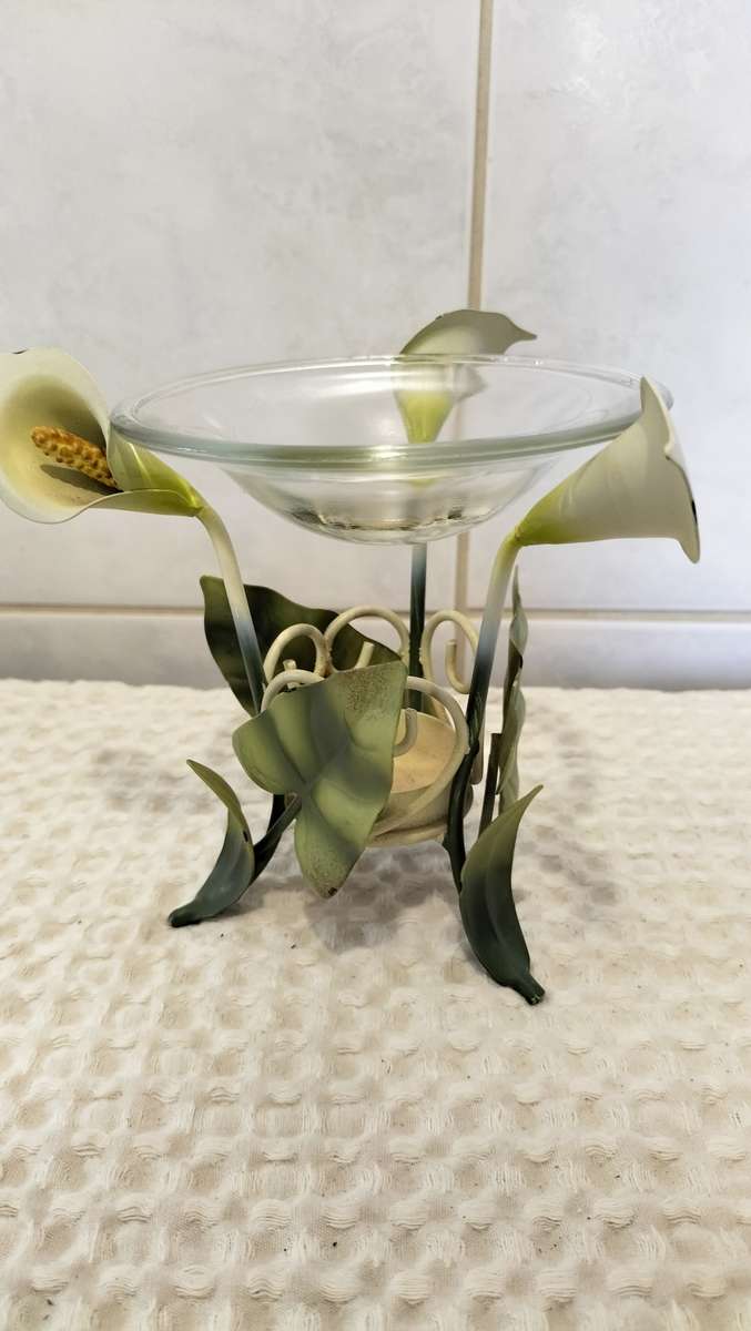 Metal And Glass T-Light Oil Burner