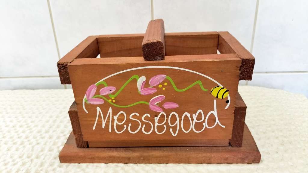 Wooden Kitchen 2 Compartment Knife Holder