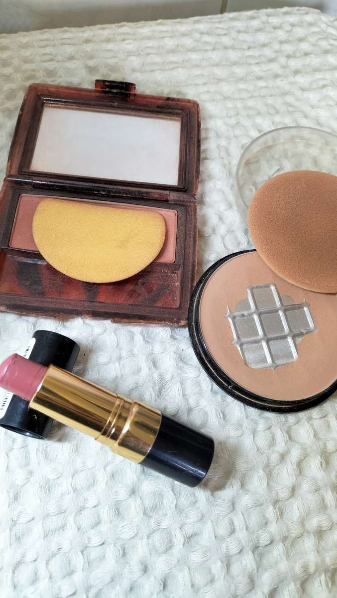 Lot Of 6 Make-Up Some New Some Used - Read Description