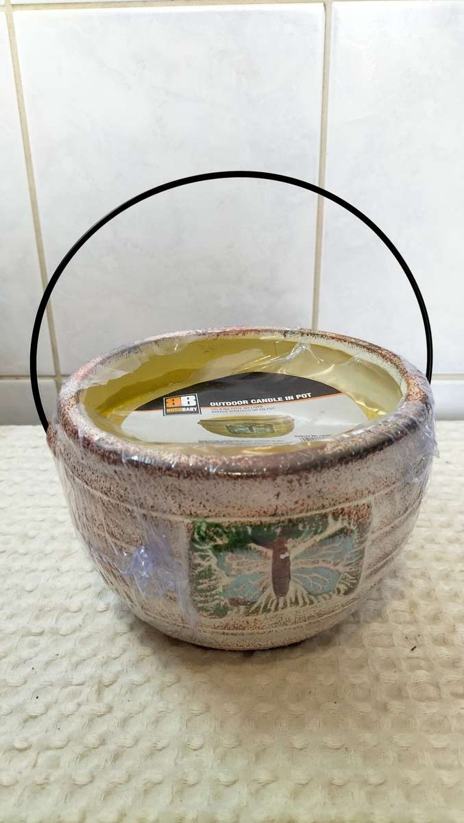Unused Bush Baby Outdoor Citronella Candle in Pot