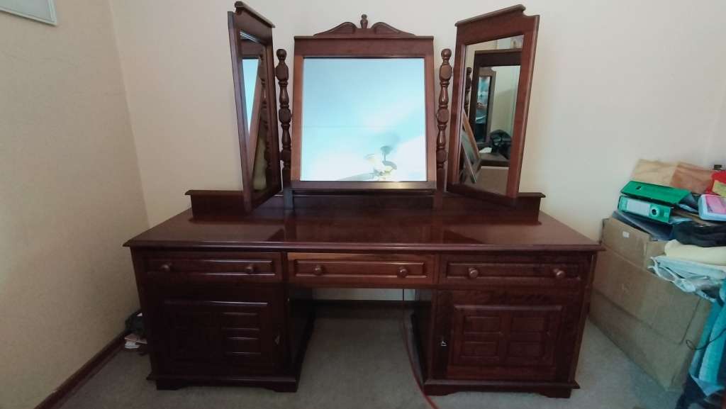 Absolutely Stunning Vintage Imbuia  3 Mirror Large Dresser With Stool - Collection Only