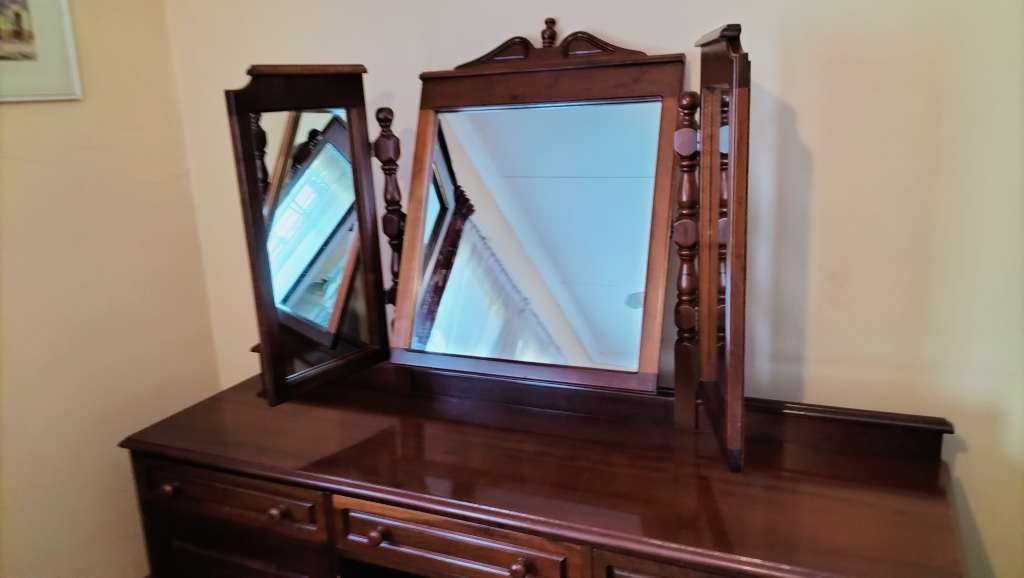 Absolutely Stunning Vintage Imbuia  3 Mirror Large Dresser With Stool - Collection Only