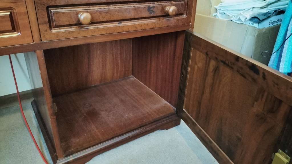 Absolutely Stunning Vintage Imbuia  3 Mirror Large Dresser With Stool - Collection Only