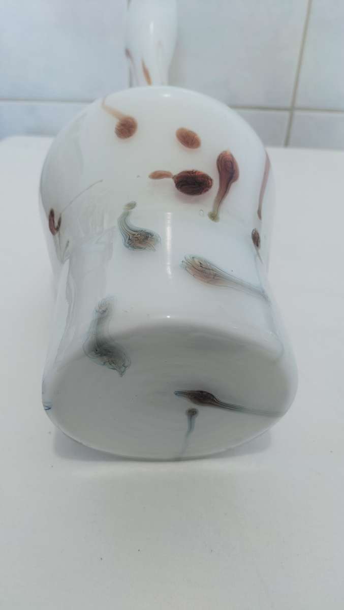 An Absolutely Magnificent Vintage Mid Century Murano/Empoli Opaline Glass Vase - 41cm