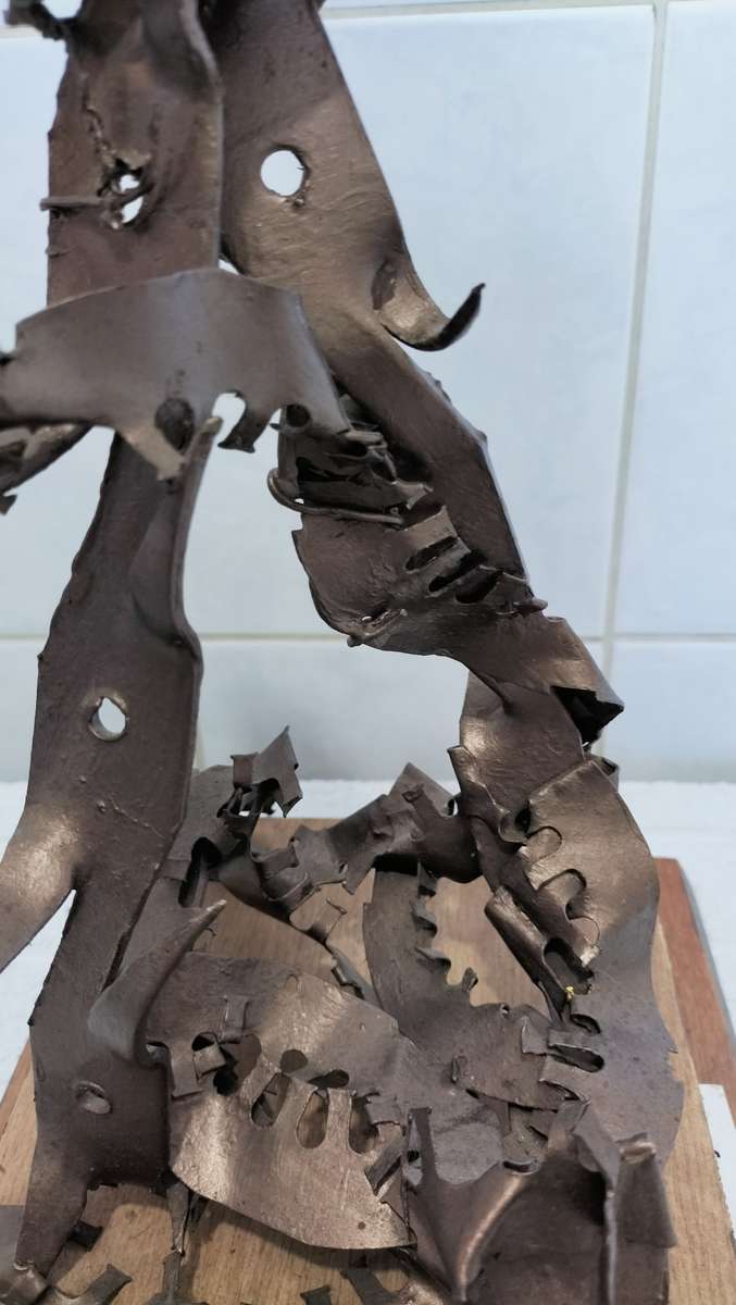 Sculpture By Renowned Eben Germishuys (Sculptor Of Rugby Player Statue At Loftus) Read Description